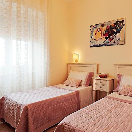 Il Castello Guest House Сассарі Екстер'єр фото